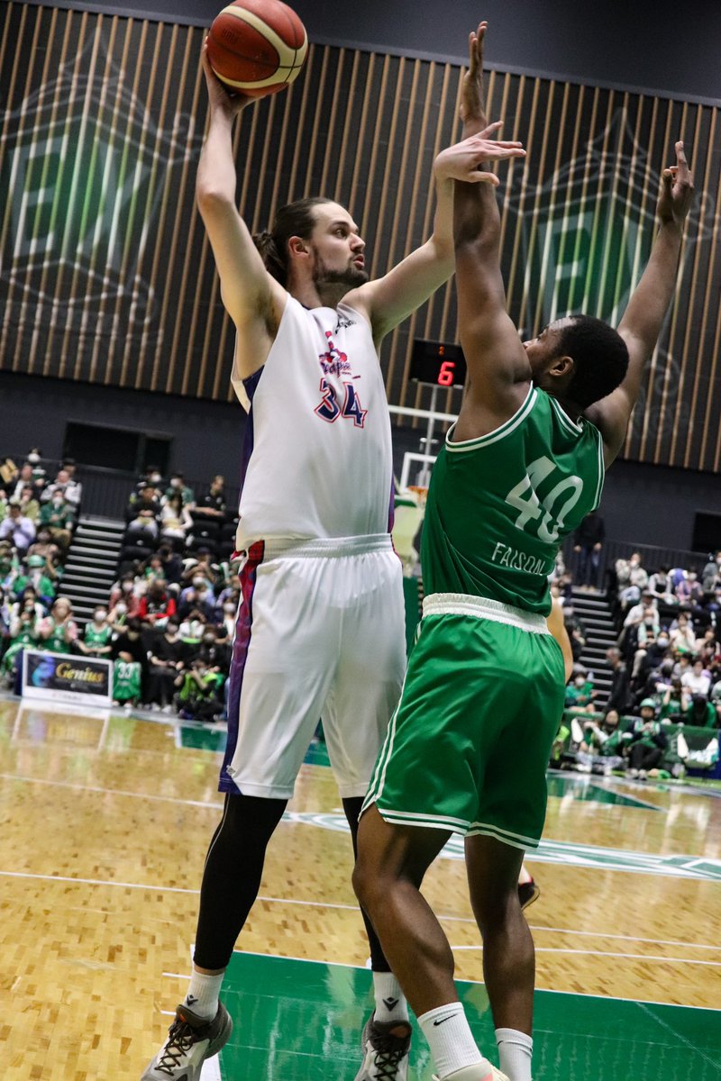 chika_380jp's tweet photo. 2023.4.2 🏀横浜EX vs 豊田合成
#豊田合成スコーピオンズ
#アンドリューファーガーソン 選手
#AndrewFerguson https://t.co/xlJEi5ZFsA