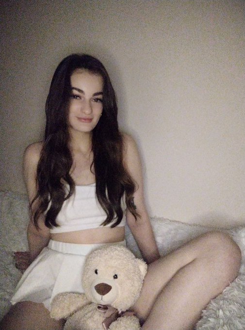 Nice bear, isn't it?🍒 #lifestyle #bear #girl #hot https://t.co/sGp2dKcyx6<a href="/tag/lifestyle"class="tags">#lifestyle</a><a href="/tag/bear"class="tags">#bear</a><a href="/tag/girl"class="tags">#girl</a><a href="/tag/hot"class="tags">#hot</a>