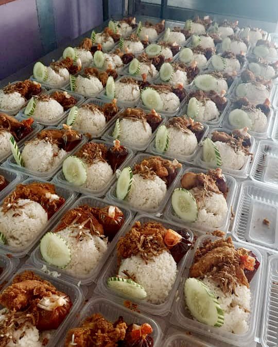 Happy Bank tweet media