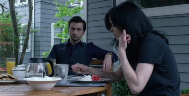 나랑 같이 지낼 때 내 취향의 아침이 절대 아니지만, 그래도 너를 위해서 생크림이랑 딸기도 줬는데.