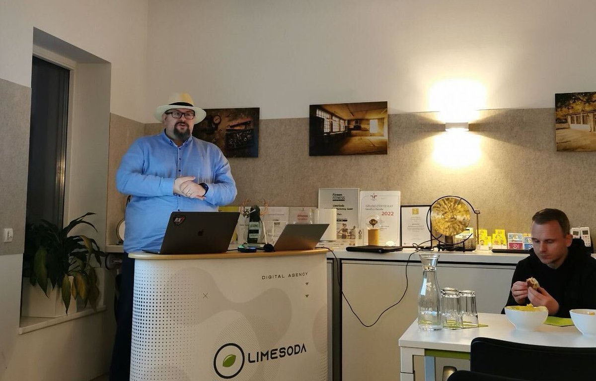 Our "Magento big brain" Marek Kubačák went to Magento Meetup in Vienna, where he talked about the opportunities and pitfalls of developing your own headless PWA. There was a lot of discussion, there was beer and pretzels, there was a good time😎 

#magentomeetup #magento #pwa