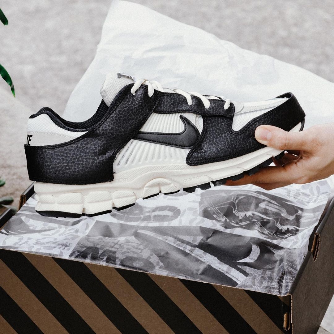 thedropdate's tweet photo. Zoom Panda Dunkmeros??? Dropped in AU, who need the European drop 👇
@nike @nikesportswear
#thedropdate #nike #vomero #dunk #dunkpanda https://t.co/XYxT6iK4Xo