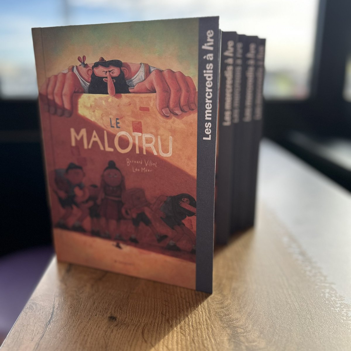 Comme tous les premiers mercredis du mois 1 album jeunesse est offert pour tout menu Happy Meal acheté !🥰
Et ce mois-ci, partez à la découverte du livre “Le Malotru”...
#mercredisalire #albumjeunesse #livre #cadeau #happymeal #mcdonimes #villeactive #7collines #capcostieres