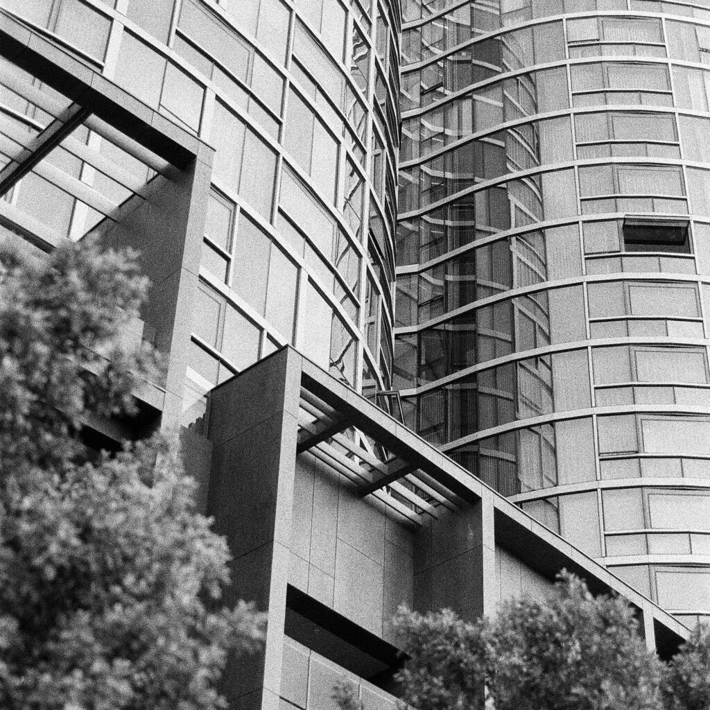 proofofjrgibson's tweet photo. quick roll of HP5.
\ \
/ /
Made with a #fujica in #perth.
\ \
/ /
#elizabethquay #perthisok #westernaustralia #justanotherdayinwa #hp5 #ilford #staybrokeshootfilm #buyfilmnotmegapixels #proofofjrgibson https://t.co/swBoNoHpf1 https://t.co/WwhPVp9aUa