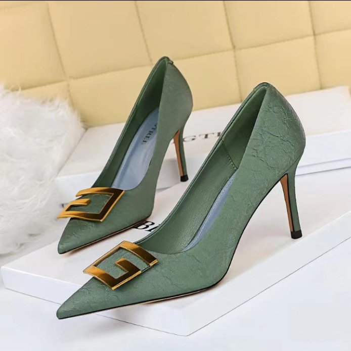 JoyKis22's tweet photo. Choice Colors Collections ๐ ๐
#KeepSmart๐
Whatsapp:+256-701794259 https://t.co/ZGvJ3DKnNm