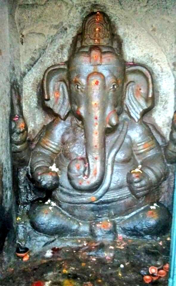 ॐ गं गणपतये नमो नमः🌺🌺🙏
गणपती बाप्पा मोरया🌺🙏
अरितपट्टी गुंफा, मेलूर, मदुराई❤️