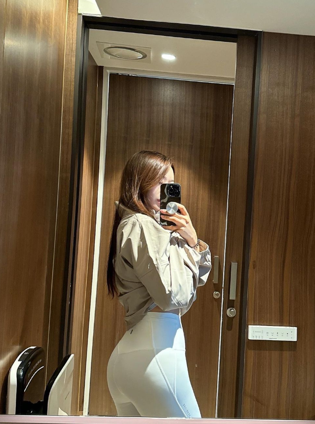 robosetad's tweet photo. 사실 이번 주 몸이 계속 안좋아서 운동 할까말까 고민을 많이 했어요

컨디션 좋을 때만큼의 역량 발휘는 못했지만 그래도 다녀오길 잘했다 생각이 들어요🥰

#오운완 #헬스 #운동 #일상 #데일리 https://t.co/Gq9bPrWwI1