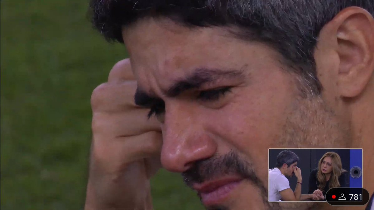 DanielaG2613's tweet photo. Ver a pepe llorando 🥺
Es que no puedo 😭💔#LCDLF3 https://t.co/xb8daTVGli