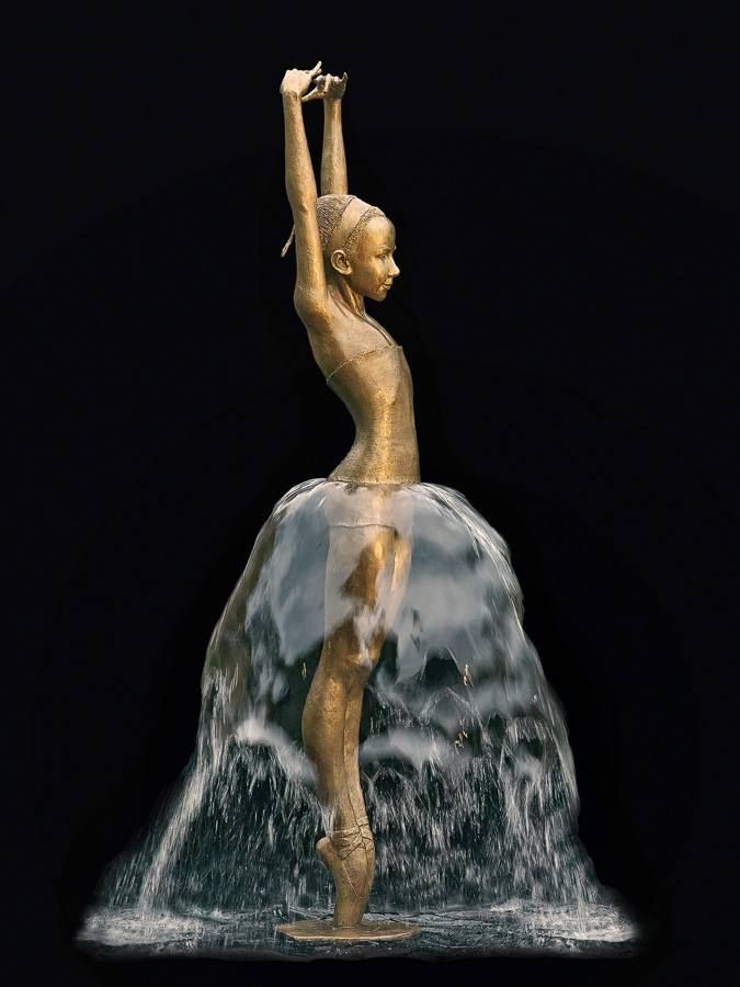 Fontaine en bronze de l'artiste polonaise Chodakowska