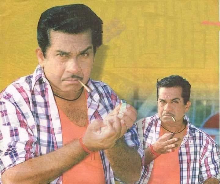 nagakishore981's tweet image. తాజ్ మహల్ కట్టించిన తర్వాత షాజహాన్ కట్టిన వాళ్ళ చేతులను నరికేశాడు అనే బత్తాయి విషయం కూడా వాట్సాప్ యూనివర్సిటీ సిలబస్ నుంచి తీసేసారా తాతా 😂🤫

#ncertsyllabus #MughalHistory