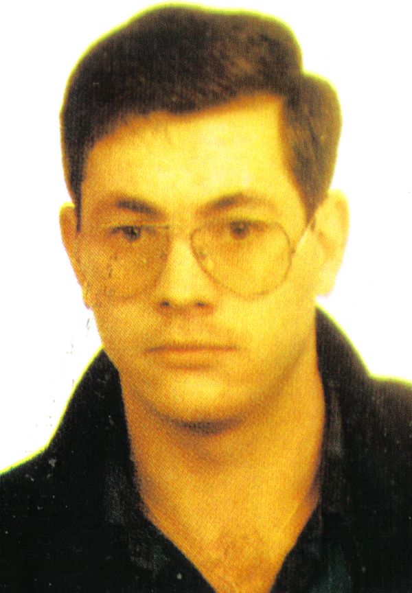 1987ko apirilaren 5ean Atarrabiako Emiliano Iturri eta Etxauriko Alfonso Yoldi, ETAko militanteak, Tafallan hil ziren manipulatzen ari ziren lehergailuak ezustean eztanda egitean.

#OroimenikGabeEtorkizunikEz