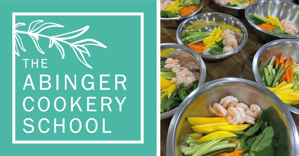 Are you a foodie looking for maximum flavour in every bite?

On our evening #StreetFood class, learn to make dishes like smoky #ChickenSatay and mango and prawn rice paper rolls.

Book our 20 April class now: bit.ly/3nA1Snv.