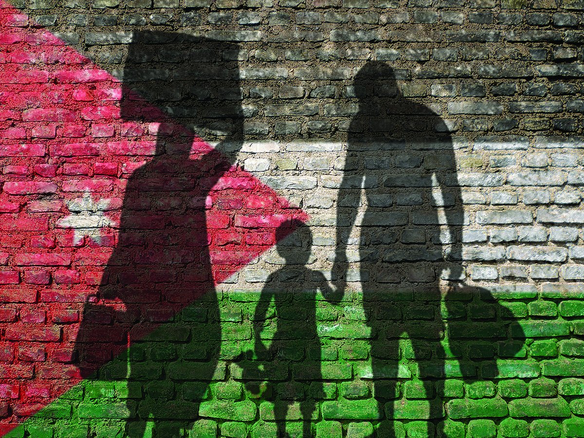 The Syrian refugee crisis has left millions of people without a home.

Dr <a href="/SAlkhaledS/">Sophie Alkhaled</a> of <a href="/ENSTatLUMS/">ENST at LUMS</a> reveals how Syrian women have adopted unfamiliar business roles to help their families survive during forcible displacement.

doc.your-brochure-online.co.uk/Lancaster-Univ…