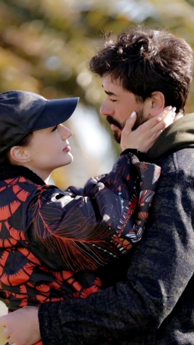 Bugün günlerden Kraliçe 👸🏻🧚🏻‍♀️❤️‍🔥

#BurcuÖzberk • #GökhanAlkan
#AtDen • #Kraliçe