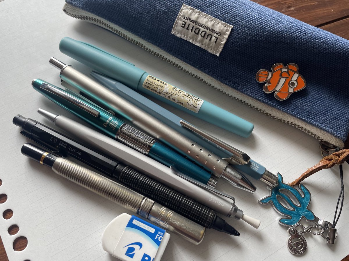 #筆箱紹介 
新しいペンが入るとテンション上がる