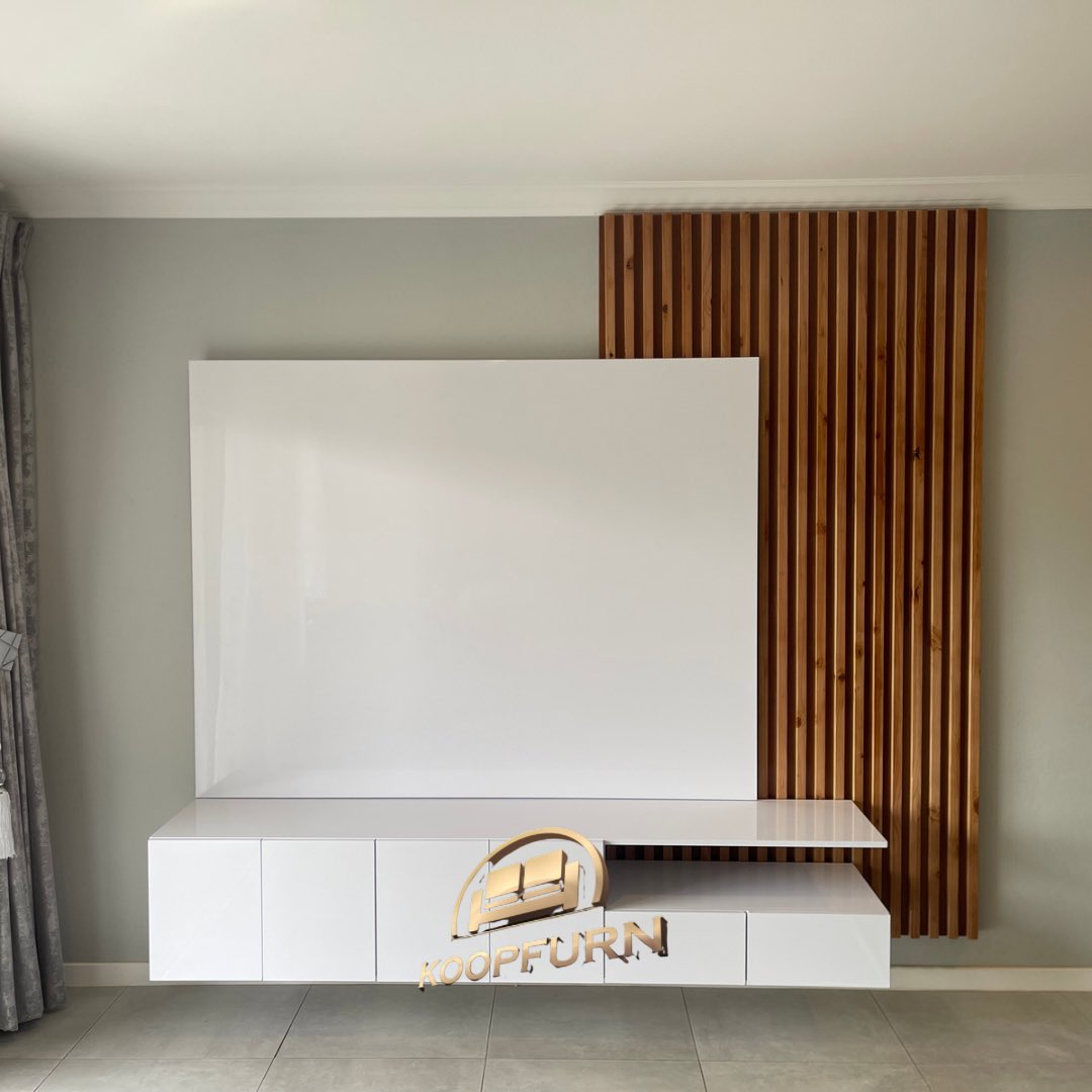 LolzPat's tweet photo. High gloss Custom wall unit
From R15000 high gloss on a 2000mm
From R12000 on a gloss stand 2000mm
Shop B11
88 Richardβs drive
Hallway house
Midrand
Calls/WhatsApp 081 833 7553
https://t.co/6rbhceOBKQ
Info@koopfurn.co.za
Deliveries done nationwide πΏπ¦
#Koopfurn https://t.co/bwbwRNamgB