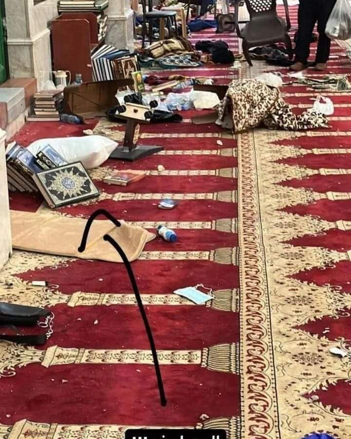 #Kudüs Filistin'in başkentidir ,,1,5 milyar İslam alemine bu ayıp bu gaflet yeter, Allah'ın laneti terör devleti israilin ve desdekcilerinin üzerine olsun,,,,