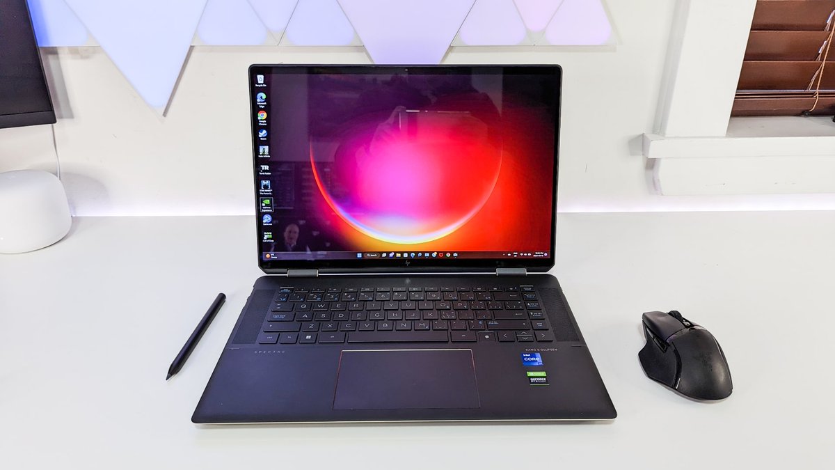 pewx31's tweet photo. Is it possible for a laptop to be powerful, fast, and portable? Check out my review of the HP Spectre x360 here https://t.co/90zmPLgHzZ
@BestBuyCanada @socialitebooks https://t.co/IpzygbDiK7