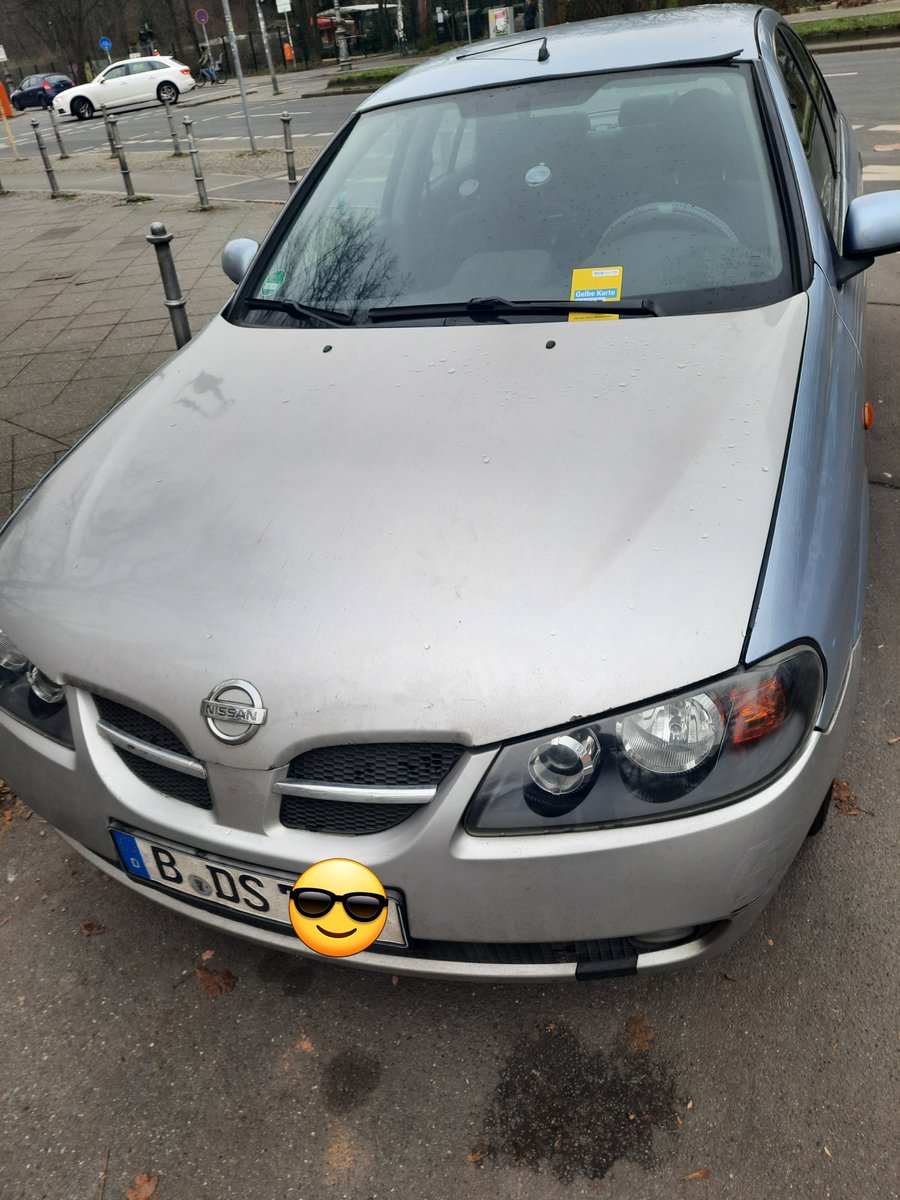 Lilithone's tweet photo. Guten Morgen. 
Gelbe Karte !B  #AutoProblem
#Graefekiez #Xberg #Fußgängerfurt https://t.co/A3UgjTkpRh