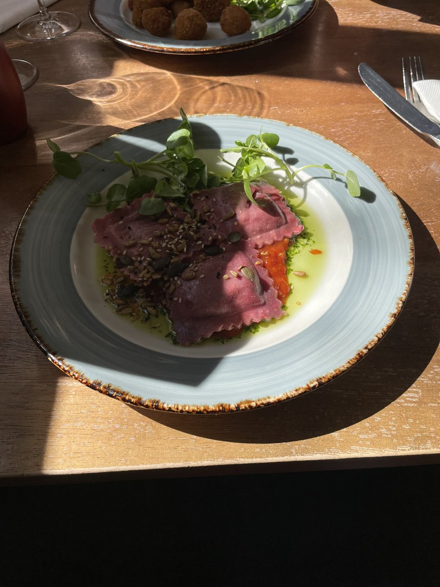 Simon McGill tweet media