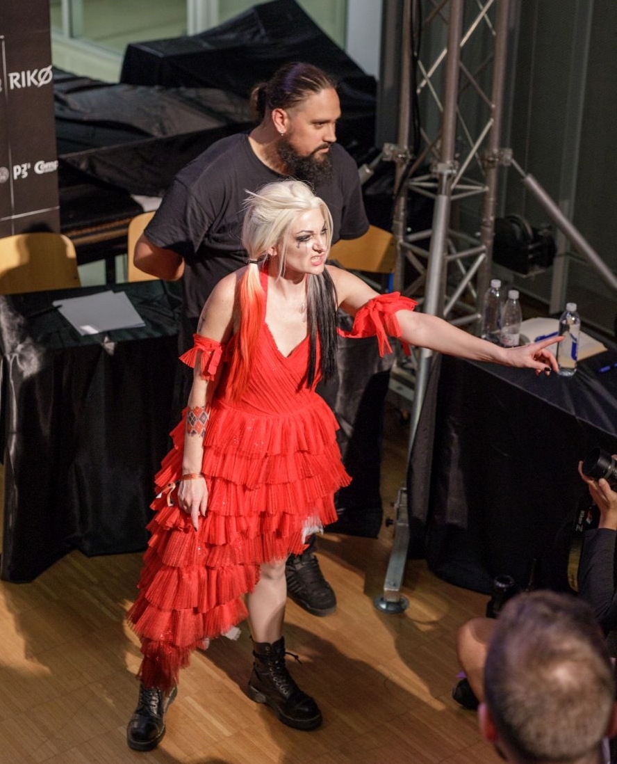 Prošlogodišnja pobjednica u kategoriji Best in Show osvojila je sudački panel svojim cosplayom Harley Quinn, a njen performans je bio spreman za film! 🏆️
#visitrijeka #cosplay #harleyquinn #rikonrijeka