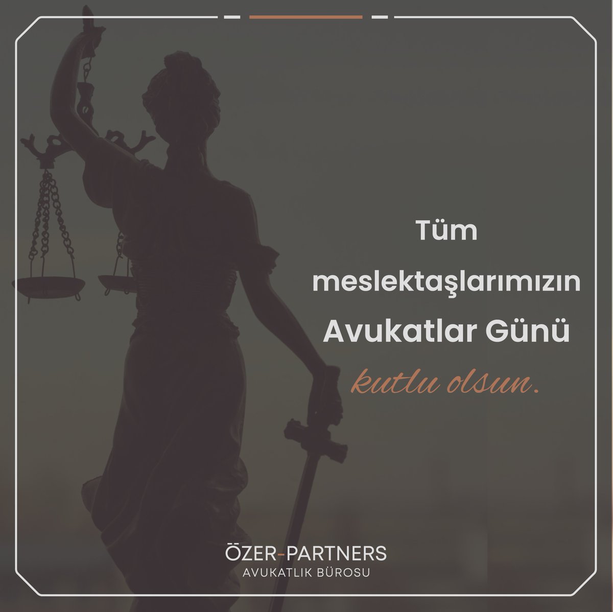 Hukuku her koşulda üstün kılmak için mücadele eden tüm değerli meslektaşlarımızın 5 Nisan Avukatlar Günü'nü kutlarız.