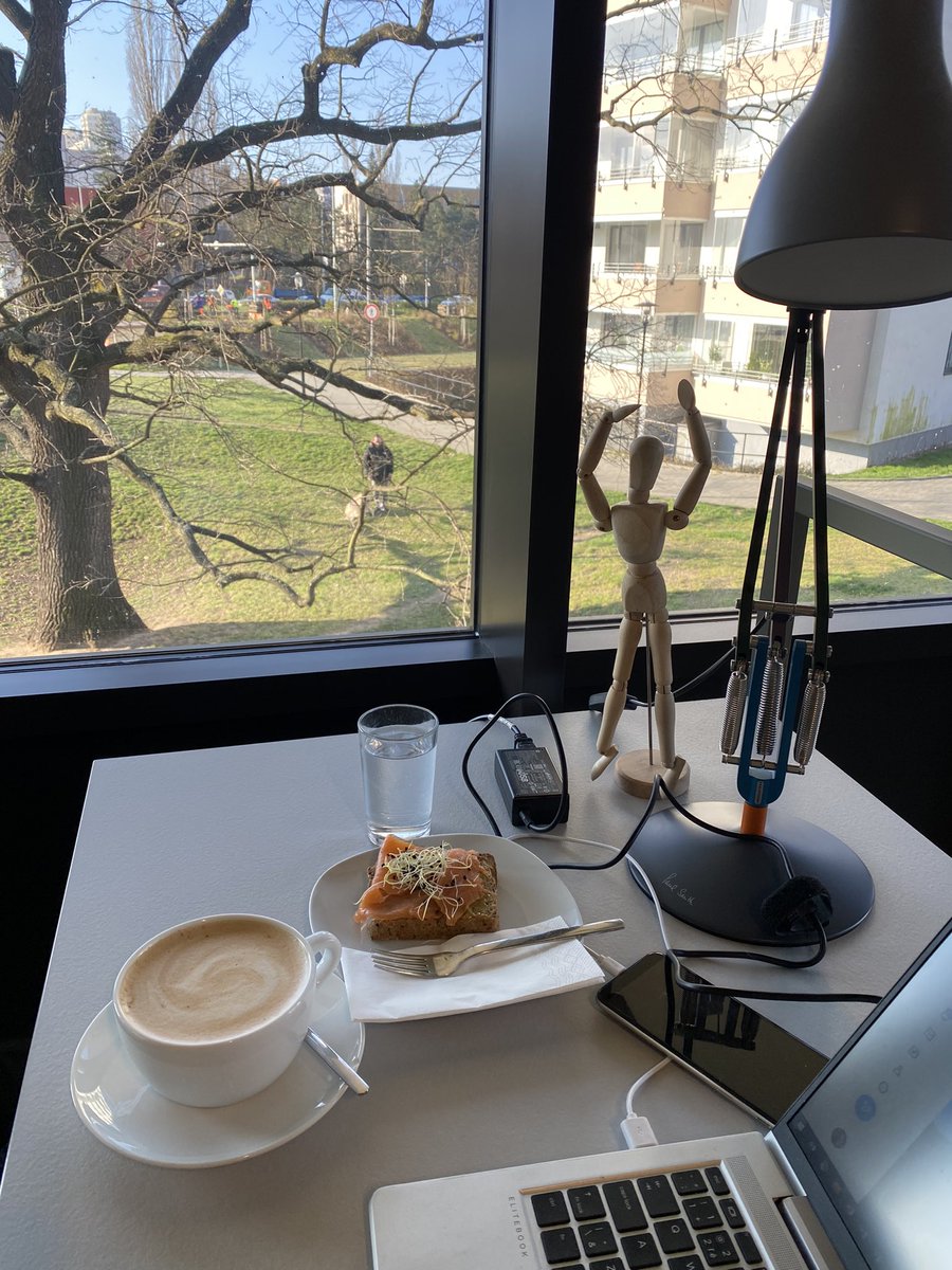 EverGreenPetra's tweet photo. #cafeoffice https://t.co/mWuiP6ZtG3