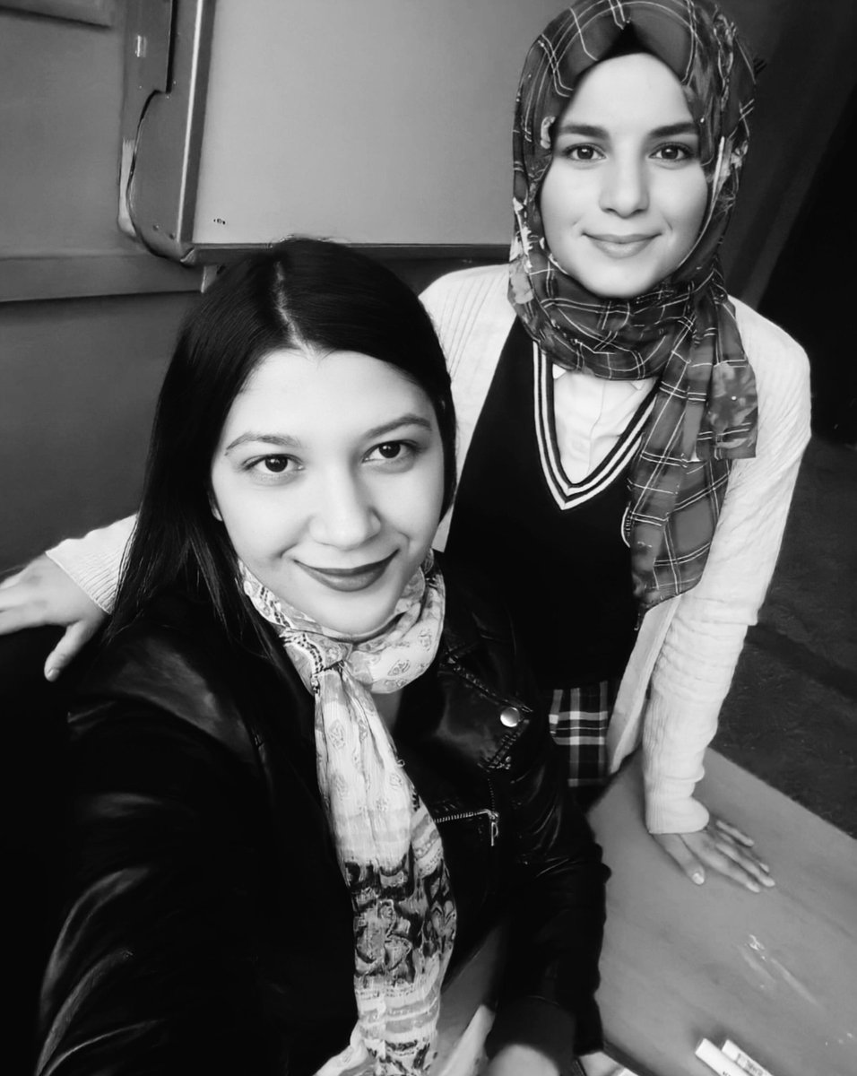 11/02/23
Bir gün en sevdiğim öldü.
Ben neye üzülsem hep ona ağladım...😔🥀
Seni çok seviyorum Pamuk Kalplim🤍
Seni çok özlüyorum...🥀
#06Şubat
#11Şubat 🥀
#deniztalay