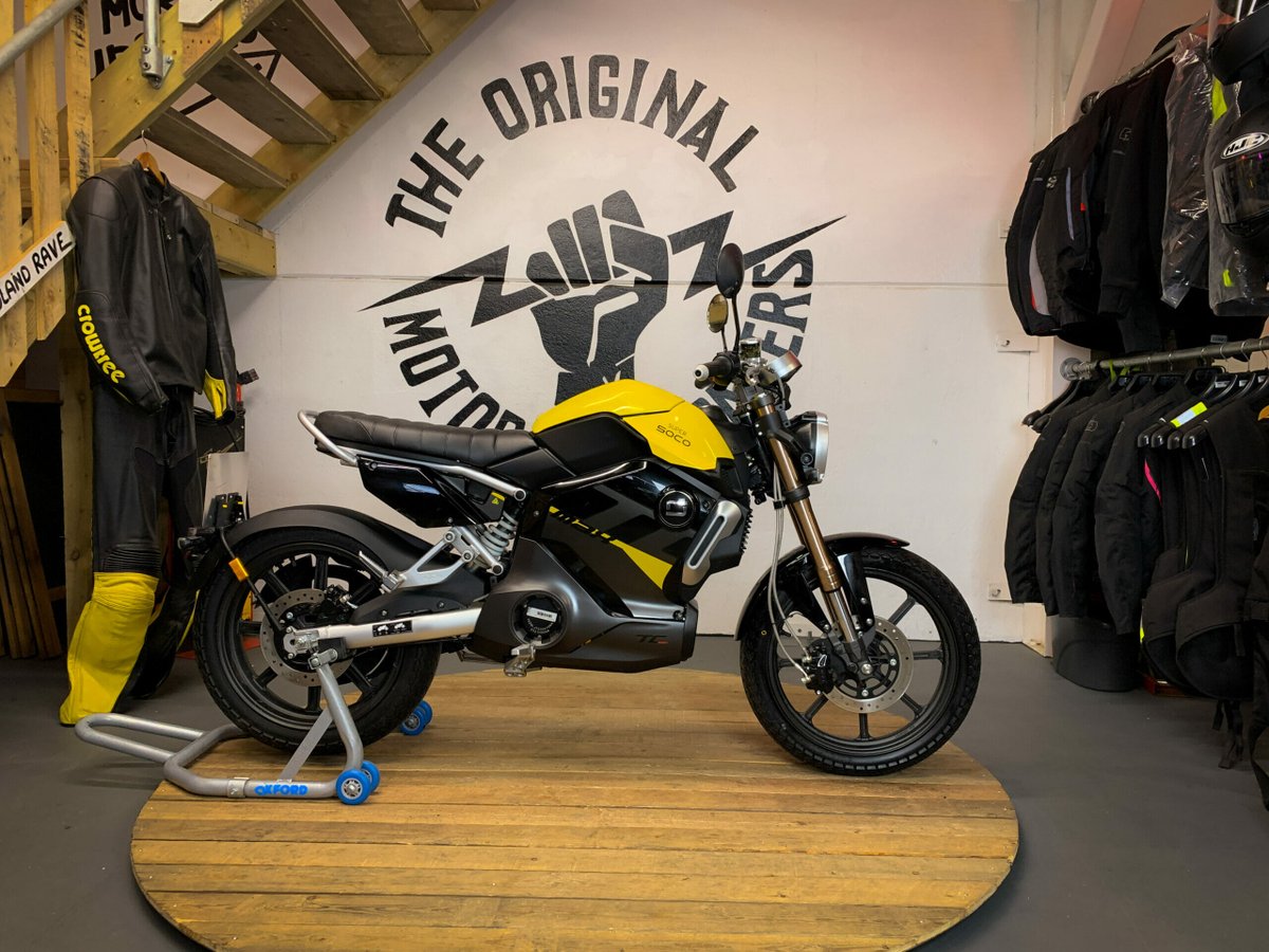 EngElecMotCo's tweet image. 2022 Super Soco TC Max £3,990⚡️EEMC Warranty, 
High-Voltage-Health-Check, Part Ex, Optional Mobile Servicing, Financing Available &amp;amp; Nationwide Delivery - for more info🏍️ bit.ly/3zByT5H #supersoco #tcmax #electricmotorcycle #motorcycle #commute #bike #EVs #VmotoSoco #used