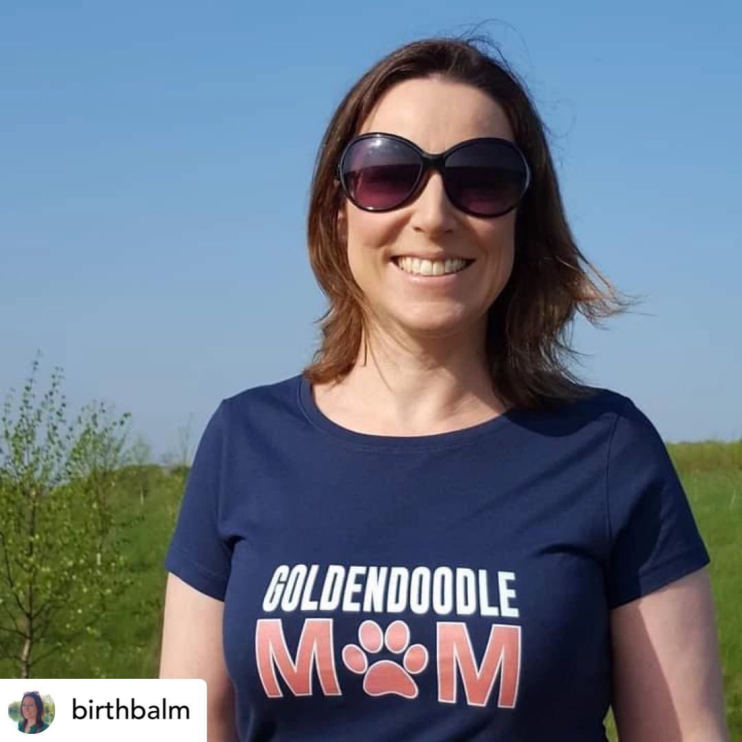 “Sending 💛 to ALL mums. We’re stronger than we know” Louise, Birthbalm “I’m a registered Midwife, Placenta Specialist &amp; mum to 2 girls in St Albans, Herts. I collect your placenta from home or hosp &amp; aim to get you your placenta capsules asap, usually 36 hrs if hand delivered”