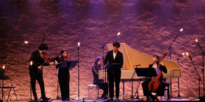 ✨‘Une institution dans la vie culturelle de la cité catalane… La curiosité et le désir de toucher un large auditoire sans démagogie sont à l’œuvre.’
Compte-rendu de <a href="/concertclassic/">Concertclassic.com</a> 👏shar.es/af8Yvy

<a href="/theotimeviolin/">Théotime Langlois de Swarte</a> <a href="/LeConsort/">Le Consort</a> <a href="/AnoushaNazari/">Anousha NAZARI</a> <a href="/MairiePerpignan/">Ville de Perpignan</a> #perpignan