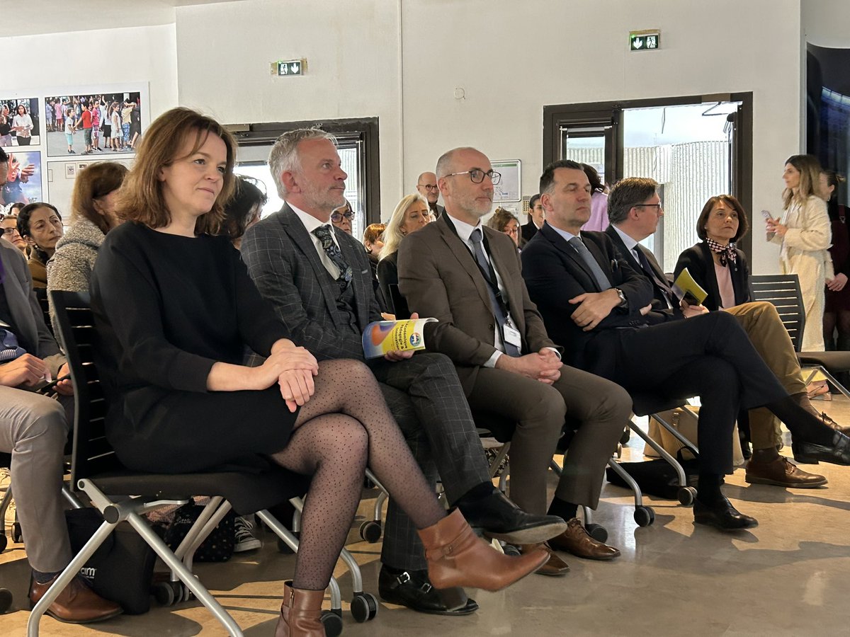 🎺🎺 La #JAPI2023 est dans les starting-blocks ! Exposants installés, ouverture imminente en simultané depuis <a href="/AcAixMarseille/">Acad. Aix-Marseille</a> <a href="/accorse/">Académie de Corse</a> et <a href="/AcademieNice/">Académie de Nice</a> 
Suivez à distance via le site académique : 
🔗 videodiff.phm.education.gouv.fr/live/250e0
Innovons ensemble !