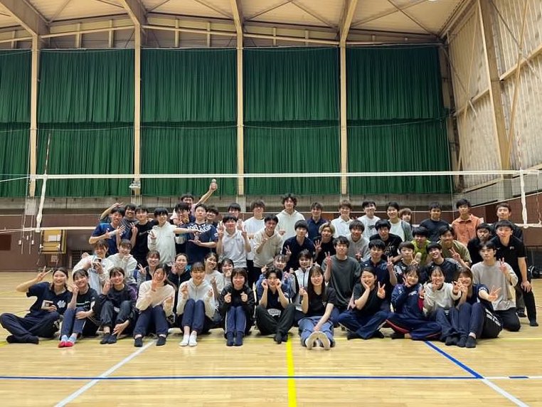 tsukubaredou20's tweet photo. 筑波大学の新入生の皆さん！！
ご入学おめでとうございます！🌸🌸

筑波大学バレーボール同好会は、皆さんにお会いできるのを楽しみにしています！☺️

4月9日から体験等の新歓活動を行っていきますので、それまでにバレ同のことをどんどん周りの友達などに拡散して欲しいです！！🙇

 #春から筑波 https://t.co/cXqddXXcBN