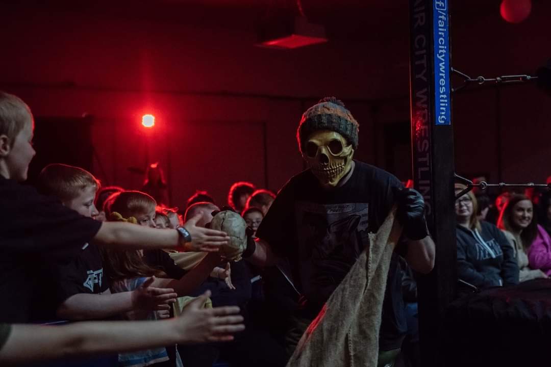 TheInfamousIA's tweet photo. "Things are about to get weird"
#FCW #FairCityWrestling
πΈ @NEIL_MALONE https://t.co/EWr3lxhZwm