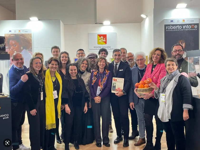 Da oggi è possibile presentare l’istanza sul nuovo portale export.regione.sicilia.it/fiera/vicenza-…
Per la partecipazione all’evento “VICENZAORO" che si svolgerà dal 8 al 12 Settembre 2023 .