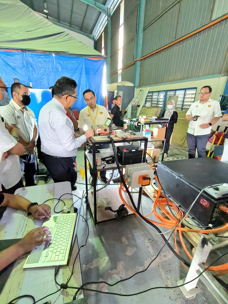 Lawatan dan Sesi Taklimat bagi Inisiatif Projek Electric Vehicle Conversion (EVC) 2 JKR Malaysia. EVC 2 ini direka bentuk lebih optimum dengan pematuhan spesifikasi, keselamatan dan standard antarabangsa dijangka akan disiapkan pada Jun 2023.