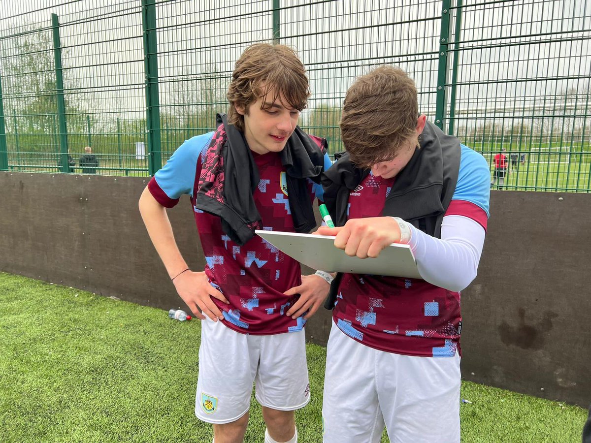 BurnleyFC_Com's tweet photo. Today our #PLKicks Boy and Girls teams are playing at Salford Sport Village in the Kicks Cup today, where @ManUtd  are hosting! ⚽
Both teams are currently undefeated 💪Boys have won 2 and drew one and the girls have won 3 from 3!

Keep up the great work! 🚀
#PLSupports https://t.co/4UnOncxGin