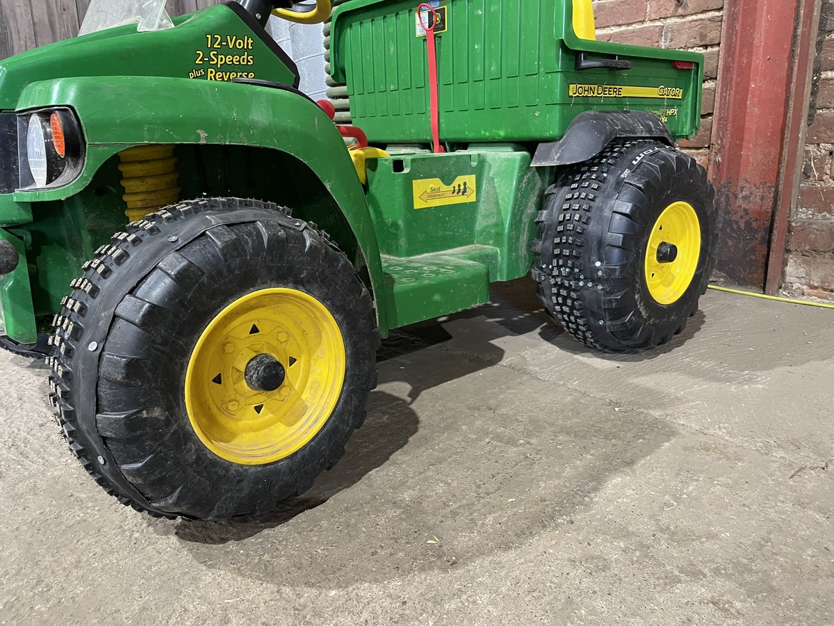 James Thompson tweet media