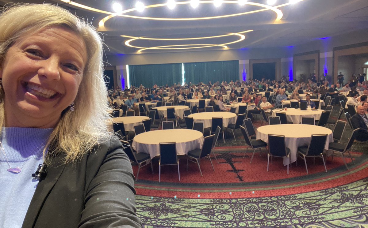 Thanks to the water pros in Alabama and Mississippi for the hospitality &amp; conversation. Great <a href="/awwa/">American Water Works Association</a> section conference. 👏 Good conversation on infrastructure, water quality and strengthening public trust. The spotlight on the value of proactive communications was 💯.