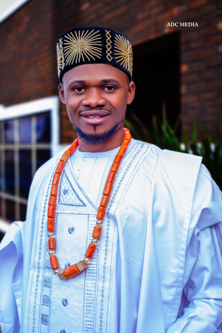 CCderah's tweet image. It's my birthday 🎈🎂🎂🎉🎈
Someone please celebrate me. Join me and thank God for adding another year for me.
@Loudpunter @Ekitipikin @Avive_World @sure2oddstips @wfokey @TalentedFBG @SlymTallDude @ImoPunter @jujupunter @ObiDientTvHQ @AishaYesufu