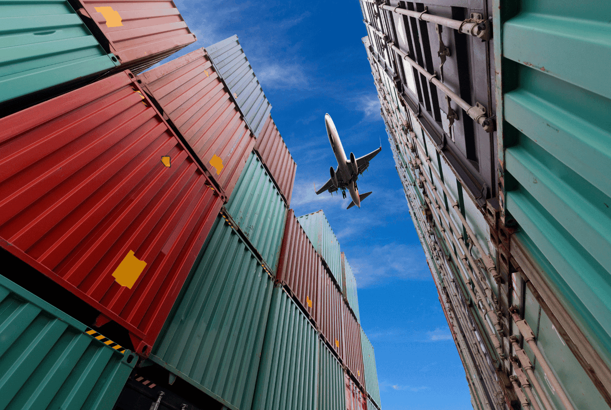 Learn about the difference between ocean and air visibility and why it matters from @Chain_io Product Consultant, Paul A. Muller: chain.io/blog-resources… #SupplyChainVisibility #AirFreight #OceanFreight #LogTech