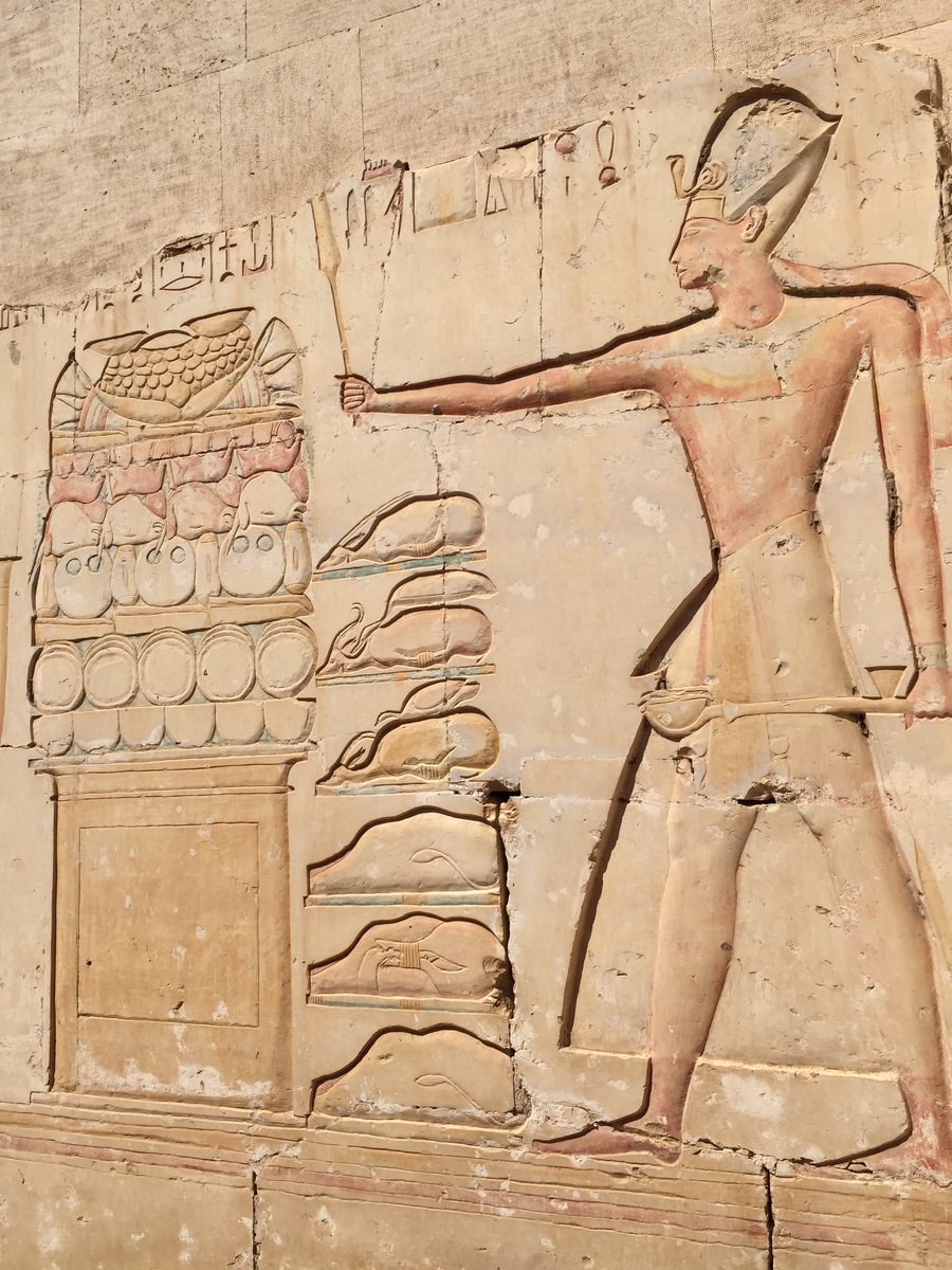 landoflove20's tweet photo. This temple was also dedicated mainly to #Osiris though, while built when Ramesses2 was still co-ruler with #Seti1,it retained a more conventional design patterned after contemporary #mortuary temples at #Thebes.Z walls of Z temple,made of limestone https://t.co/VBBI29b9CR