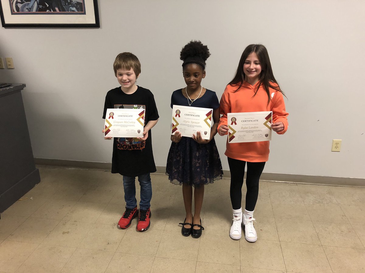 LafayetteBOC's tweet photo. Congratulations to our Respect for Law essay contest winners from @MiamiChiefs    These 3 had quite the impressive essays.  Thanks to Mayor Roswarski and @LafayetteINPD Chief Galloway for spending the morning with us as well.  Here’s our winners… https://t.co/Yl56JQKUSn
