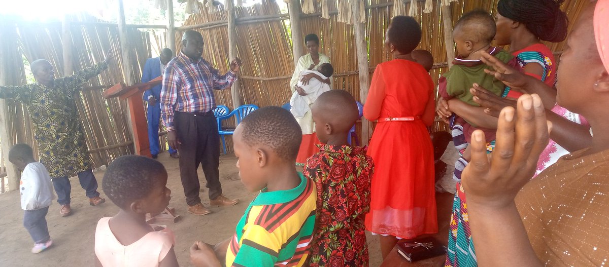 SerwanikoDisan's tweet photo. I will never cease to praise the grace of God that shown in the church I ministered into in the upcountry where I went to do the mission ministry, glory to Jesus Christ our savior https://t.co/YMkAcuIM6p