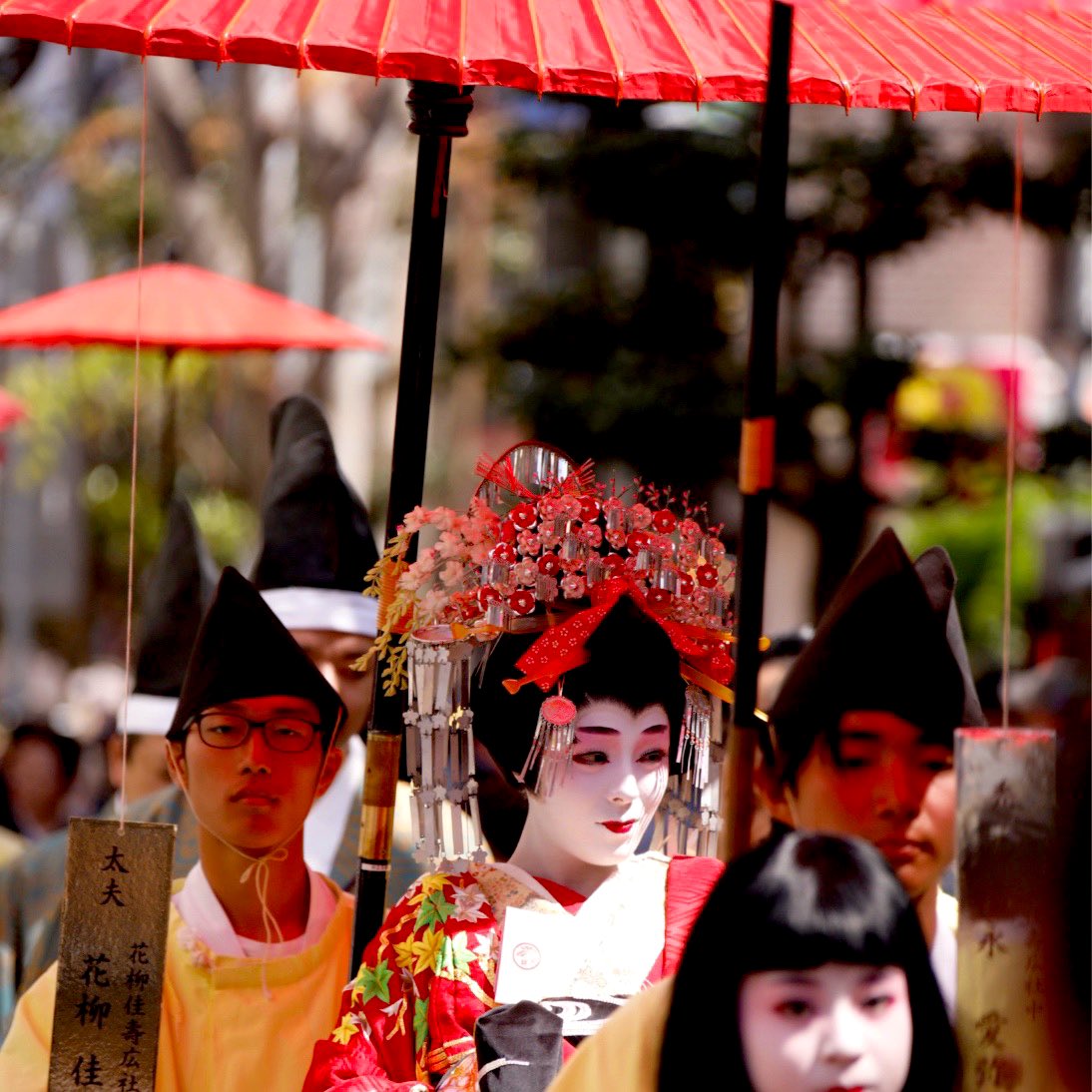 puri_mako's tweet photo. 👘⛩
弥優が太夫・愛弥が禿をお勤めさせて頂いた翌年から
コロナでずっと中止になっていた先帝祭

あれから4年の月日が経ちましたが
5月3日✨やっと開催されます👘

下関邦舞連盟からは
今年は2組✨

今年は弥優 仕事でお手伝いできないので
せめてなにか 裏方で
お手伝いできたらなと思ってます
👘☀️ https://t.co/WR3a4T1pIZ