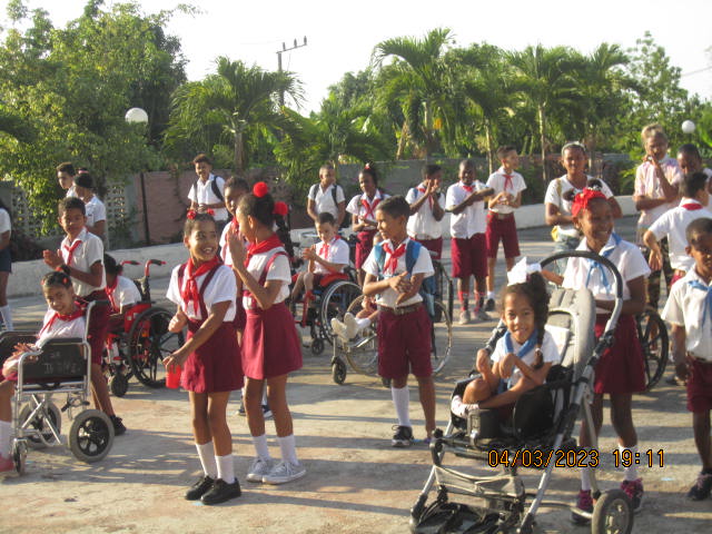 dpestgo's tweet photo. @CubaMined Este #4DeAbril fue un día de fiesta y alegría para los pioneros de la Escuela Especial Amistad Cuba-VietNam festejando los Aniversarios 61 y 62 de la UJC y la OPJM. Muchas Felicidades a todos nuestros pioneros y jóvenes. #CubaViveEnSuHistoria @RaulSamon @CeliaGretel https://t.co/ShynqxsJQT