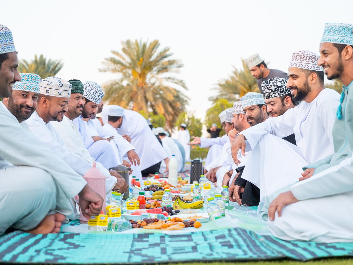 tasleem_taxi's tweet photo. شهر الخير غير مع كباتن تسليم تاكسي 🌙.
التجمع الرمضاني الاول لكباتن وأدارة تسليم تاكسي #رمضان_الخير #تسليم_تاكسي https://t.co/huzuX4L6D1