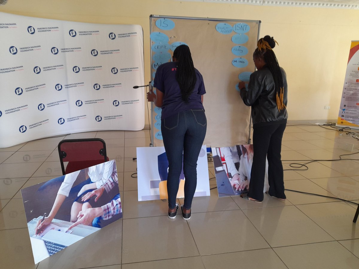 dylan_dz011's tweet photo. Sexual Harassment in workplaces session with @marthamamombe
#NationalJournalismSummerSchool2023 #VMCZ #MediaAllianceZim #FNFforFreedom https://t.co/nwPHD2T5s9
