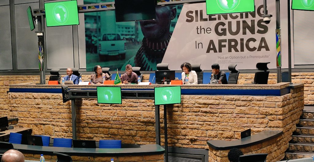 fes_au's tweet photo. Day 2 - strategic retreat between CSOs & @AU_PAPS underscored #AfricanCSOs as an important actor in disaggregating the continent's challenges & proposing solid structured solutions to the AU. https://t.co/GA7xeOtKs8