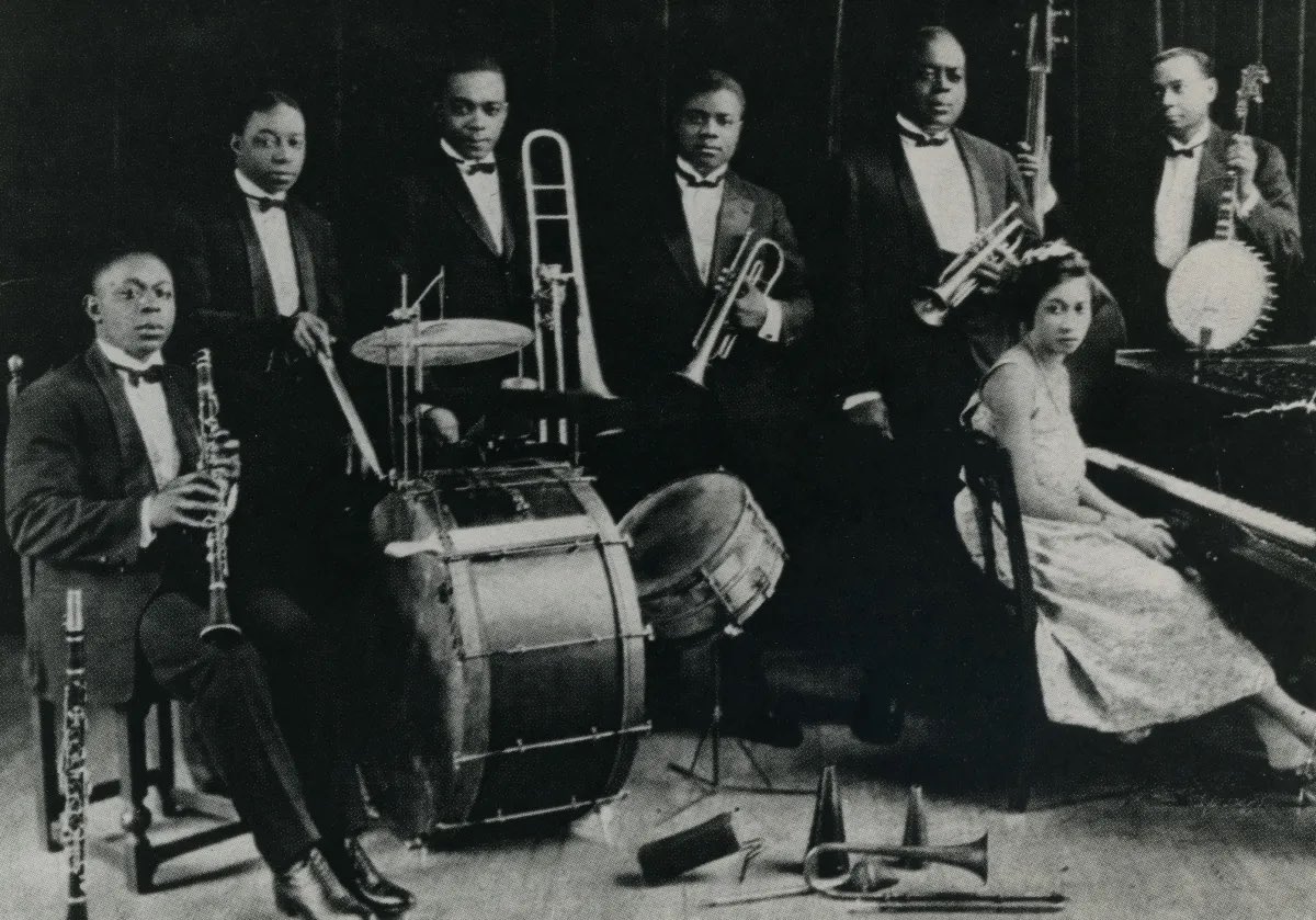 Louis Armstrong (@armstronghouse) on Twitter photo 100 YEARS AGO TODAY Louis Armstrong made his first recordings as a member of King Oliver's Creole Jazz Band! To celebrate the centennial of these historic sides, we've gone all out on our "That's My Home" site with audio, photos, collages, and more:
…rtualexhibits.louisarmstronghouse.org/2023/04/05/i-a… 100 YEARS AGO TODAY Louis Armstrong made his first recordings as a member of King Oliver's Creole Jazz Band! To celebrate the centennial of these historic sides, we've gone all out on our "That's My Home" site with audio, photos, collages, and more:
…rtualexhibits.louisarmstronghouse.org/2023/04/05/i-a…